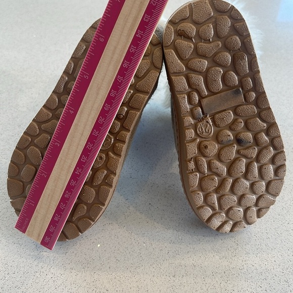 China Buttons City Toddler Girls Boots, Tan, Fleece Lined Size 26M - Picture 6 of 7